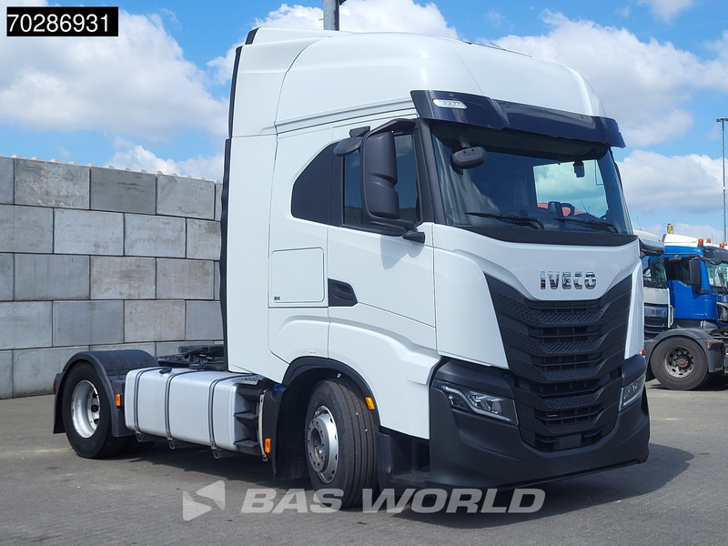 Iveco S-Way 480 4X2 Retarder 2xTanks ACC Standklima Euro 6 - Камион влекач: слика 3 Iveco S-Way 480 4X2 Retarder 2xTanks ACC Standklima Euro 6 - Камион влекач: слика 3