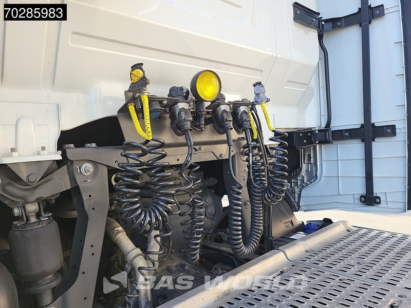 Iveco S-Way 490 4X2 Retarder Standklima 2xTanks Navi ACC LED Euro 6 - Камион влекач: слика 5 Iveco S-Way 490 4X2 Retarder Standklima 2xTanks Navi ACC LED Euro 6 - Камион влекач: слика 5