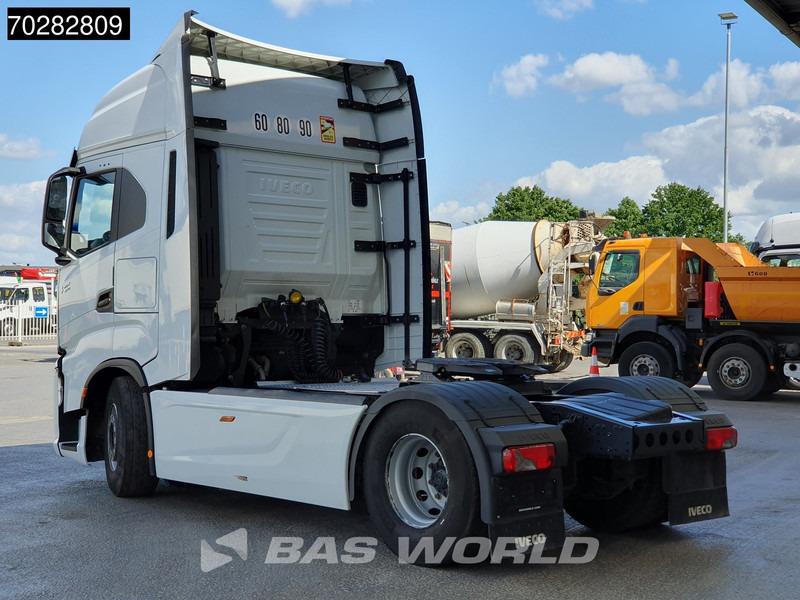 Iveco S-Way 510 4X2 Retarder Standklima LED - Камион влекач: слика 2 Iveco S-Way 510 4X2 Retarder Standklima LED - Камион влекач: слика 2