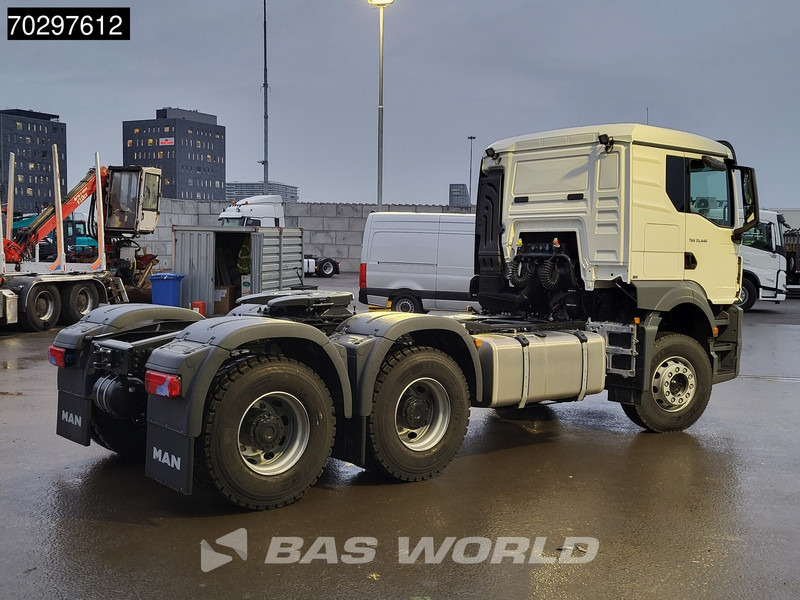 MAN TGS 33.440 6X4 NEW! TN Manual Full-Steel Big-Axle Drumbrakes Euro 2 - Камион влекач: слика 5 MAN TGS 33.440 6X4 NEW! TN Manual Full-Steel Big-Axle Drumbrakes Euro 2 - Камион влекач: слика 5