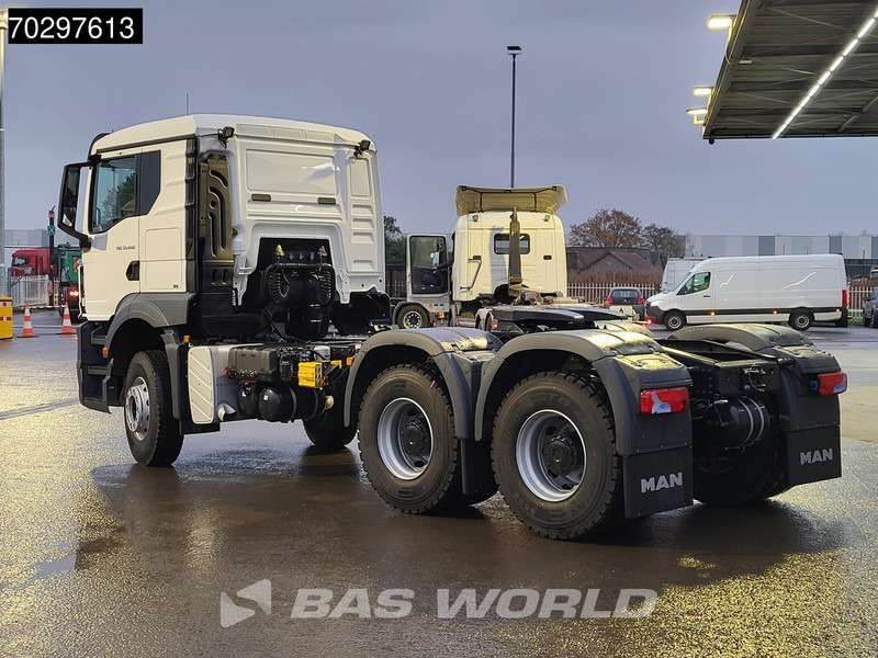 MAN TGS 33.440 6X4 NEW! TN Manual Full-Steel Big-Axle Drumbrakes Euro 2 - Камион влекач: слика 2 MAN TGS 33.440 6X4 NEW! TN Manual Full-Steel Big-Axle Drumbrakes Euro 2 - Камион влекач: слика 2