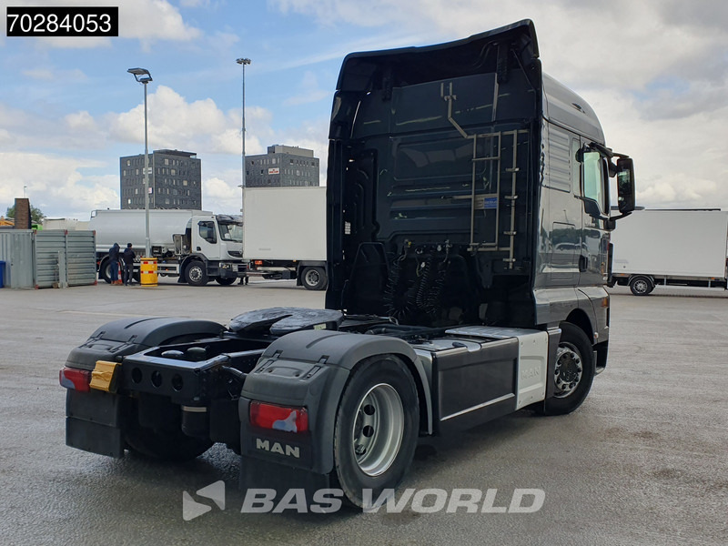 MAN TGX 18.460 4X2 XLX Retarder 2x Tanks Standklima - Камион влекач: слика 5 MAN TGX 18.460 4X2 XLX Retarder 2x Tanks Standklima - Камион влекач: слика 5