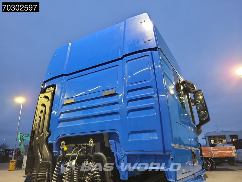 MAN TGX 18.470 4X2 GX ADR Retarder PTO Full-Air Alcoa's Standklima - Камион влекач: слика 3 MAN TGX 18.470 4X2 GX ADR Retarder PTO Full-Air Alcoa's Standklima - Камион влекач: слика 3