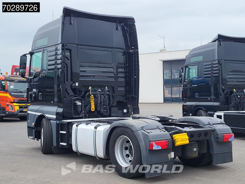 MAN TGX 18.470 4X2 XXL Retarder 2xTanks Standklima Navi ACC Euro 6 - Камион влекач: слика 2 MAN TGX 18.470 4X2 XXL Retarder 2xTanks Standklima Navi ACC Euro 6 - Камион влекач: слика 2