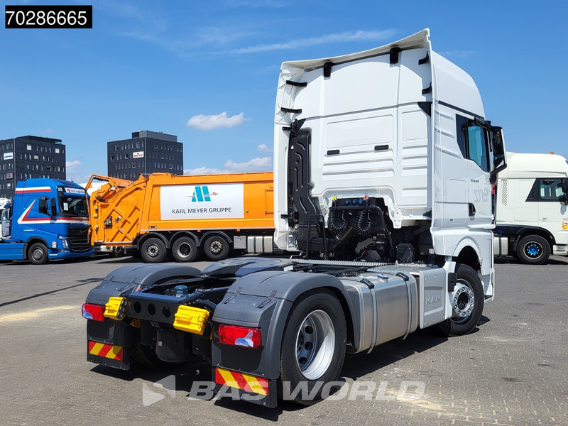 MAN TGX 18.480 4X2 NEW! GX LED 2x Tanks Standklima ACC Euro 6 - Камион влекач: слика 5 MAN TGX 18.480 4X2 NEW! GX LED 2x Tanks Standklima ACC Euro 6 - Камион влекач: слика 5