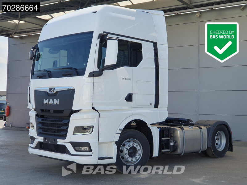 MAN TGX 18.480 4X2 NEW! GX LED 2x Tanks Standklima ACC Euro 6 - Камион влекач: слика 1 MAN TGX 18.480 4X2 NEW! GX LED 2x Tanks Standklima ACC Euro 6 - Камион влекач: слика 1