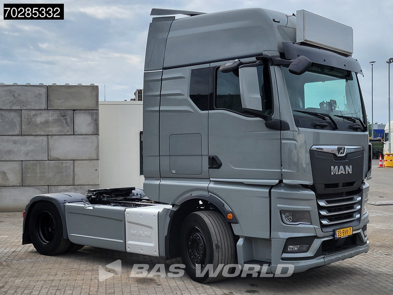 MAN TGX 18.510 4X2 GX Retarder 2x Tanks Standklima ACC Euro 6 - Камион влекач: слика 3 MAN TGX 18.510 4X2 GX Retarder 2x Tanks Standklima ACC Euro 6 - Камион влекач: слика 3