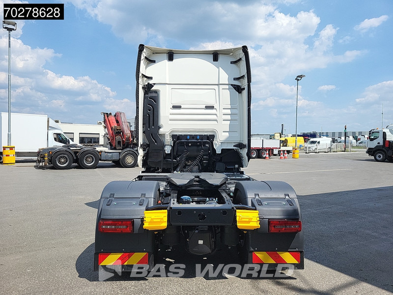 MAN TGX 18.520 4X2 NEW! GX Retarder 2x Tanks Standklima MirrorCam Navi LED - Камион влекач: слика 3 MAN TGX 18.520 4X2 NEW! GX Retarder 2x Tanks Standklima MirrorCam Navi LED - Камион влекач: слика 3