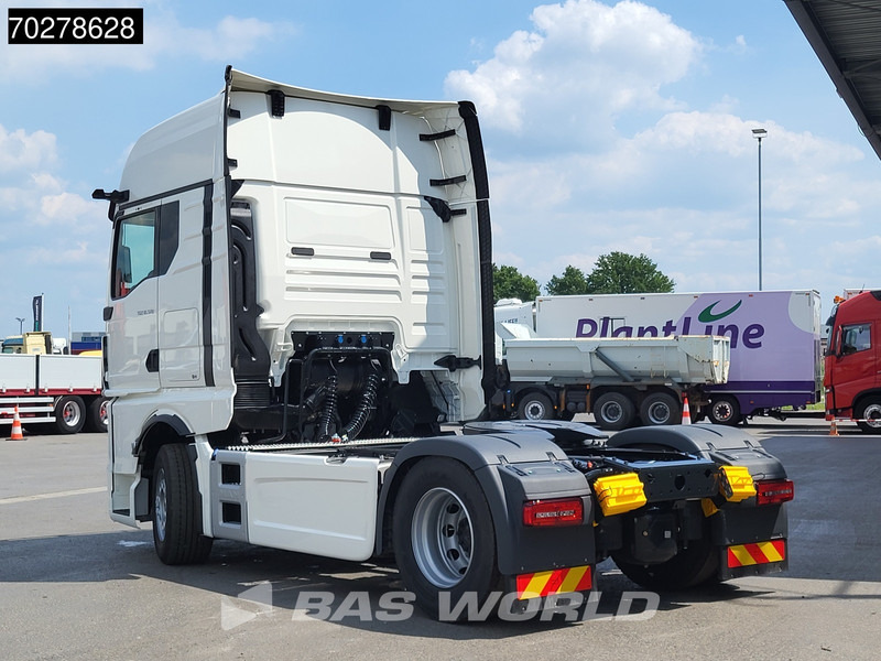 MAN TGX 18.520 4X2 NEW! GX Retarder 2x Tanks Standklima MirrorCam Navi LED - Камион влекач: слика 2 MAN TGX 18.520 4X2 NEW! GX Retarder 2x Tanks Standklima MirrorCam Navi LED - Камион влекач: слика 2