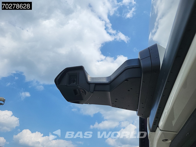 Нов Камион влекач MAN TGX 18.520 4X2 NEW! GX Retarder 2x Tanks Standklima MirrorCam Navi LED: слика 5
