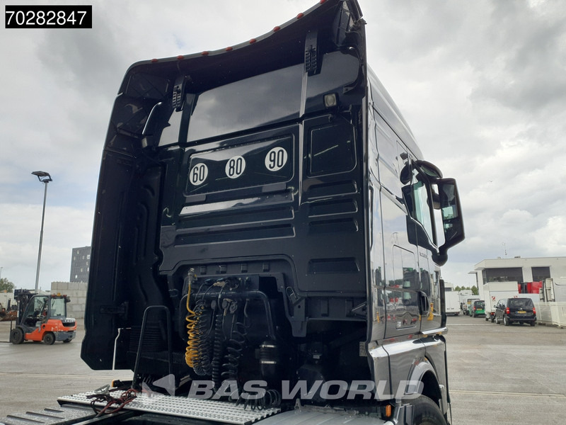 MAN TGX 33.510 832 6X4 120T! GM Retarder ACC Navi - Камион влекач: слика 5 MAN TGX 33.510 832 6X4 120T! GM Retarder ACC Navi - Камион влекач: слика 5