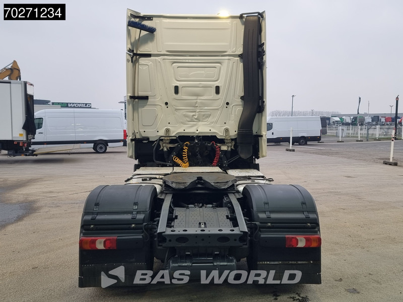 Mercedes-Benz Actros 1842 4X2 GigaSpace 2x Tanks Standklima - Камион влекач: слика 3 Mercedes-Benz Actros 1842 4X2 GigaSpace 2x Tanks Standklima - Камион влекач: слика 3