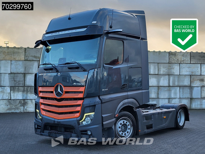 Mercedes-Benz Actros 1842 4X2 GigaSpace Mega Retarder 2xTanks ACC Standklima Euro 6 - Камион влекач: слика 1 Mercedes-Benz Actros 1842 4X2 GigaSpace Mega Retarder 2xTanks ACC Standklima Euro 6 - Камион влекач: слика 1