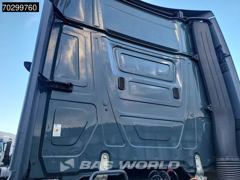 Mercedes-Benz Actros 1842 4X2 GigaSpace Mega Retarder 2xTanks ACC Standklima Euro 6 - Камион влекач: слика 5 Mercedes-Benz Actros 1842 4X2 GigaSpace Mega Retarder 2xTanks ACC Standklima Euro 6 - Камион влекач: слика 5