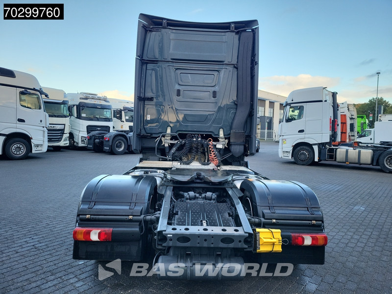Mercedes-Benz Actros 1842 4X2 GigaSpace Mega Retarder 2xTanks ACC Standklima Euro 6 - Камион влекач: слика 3 Mercedes-Benz Actros 1842 4X2 GigaSpace Mega Retarder 2xTanks ACC Standklima Euro 6 - Камион влекач: слика 3