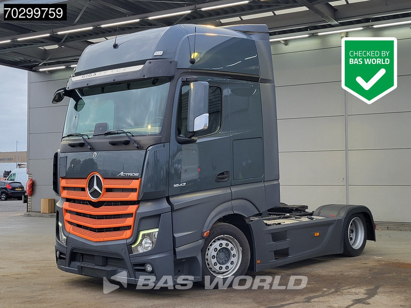 Mercedes-Benz Actros 1842 4X2 Mega GigaSpace Retarder 2xTanks ACC Euro 6 - Камион влекач: слика 1 Mercedes-Benz Actros 1842 4X2 Mega GigaSpace Retarder 2xTanks ACC Euro 6 - Камион влекач: слика 1