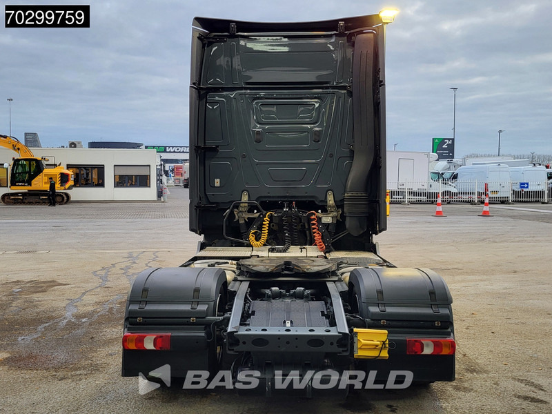 Mercedes-Benz Actros 1842 4X2 Mega GigaSpace Retarder 2xTanks ACC Euro 6 - Камион влекач: слика 3 Mercedes-Benz Actros 1842 4X2 Mega GigaSpace Retarder 2xTanks ACC Euro 6 - Камион влекач: слика 3