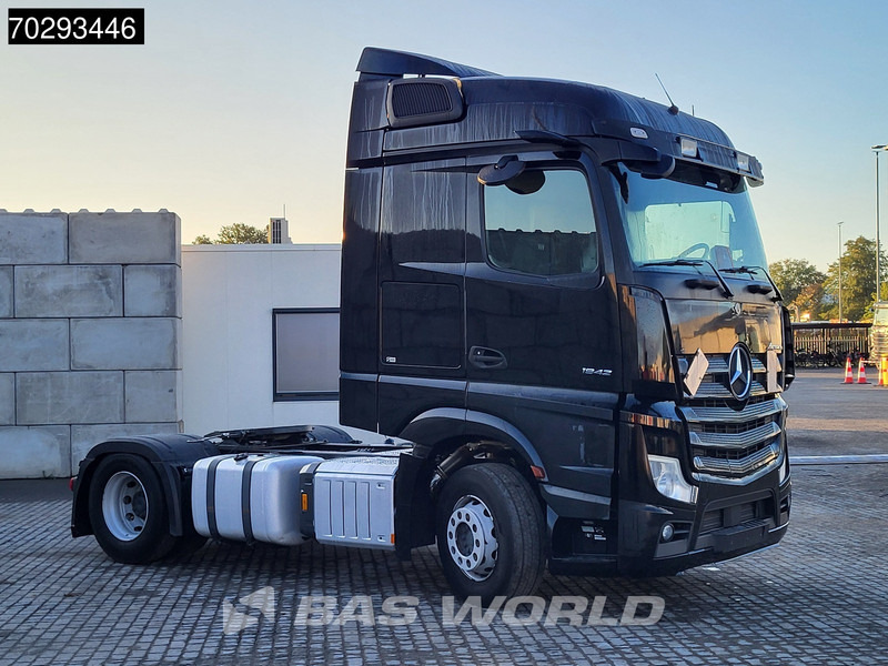 Mercedes-Benz Actros 1842 4X2 StreamSpace MP5 MirrorCam 2xTanks PPC Euro 6 - Камион влекач: слика 3 Mercedes-Benz Actros 1842 4X2 StreamSpace MP5 MirrorCam 2xTanks PPC Euro 6 - Камион влекач: слика 3