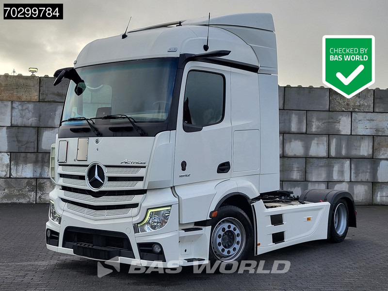 Mercedes-Benz Actros 1842 4X2 StreamSpace Mega Retarder MirrorCam 2xTanks Navi ACC Euro 6 - Камион влекач: слика 1 Mercedes-Benz Actros 1842 4X2 StreamSpace Mega Retarder MirrorCam 2xTanks Navi ACC Euro 6 - Камион влекач: слика 1
