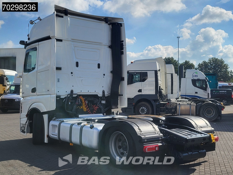 Mercedes-Benz Actros 1845 4X2 Mega Retarder 2xTanks ACC Standklima Euro 6 - Камион влекач: слика 2 Mercedes-Benz Actros 1845 4X2 Mega Retarder 2xTanks ACC Standklima Euro 6 - Камион влекач: слика 2