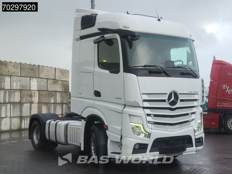 Mercedes-Benz Actros 1845 4X2 StreamSpace 2xTanks Standairco MirrorCam Navi PPC Euro 6 - Камион влекач: слика 3 Mercedes-Benz Actros 1845 4X2 StreamSpace 2xTanks Standairco MirrorCam Navi PPC Euro 6 - Камион влекач: слика 3