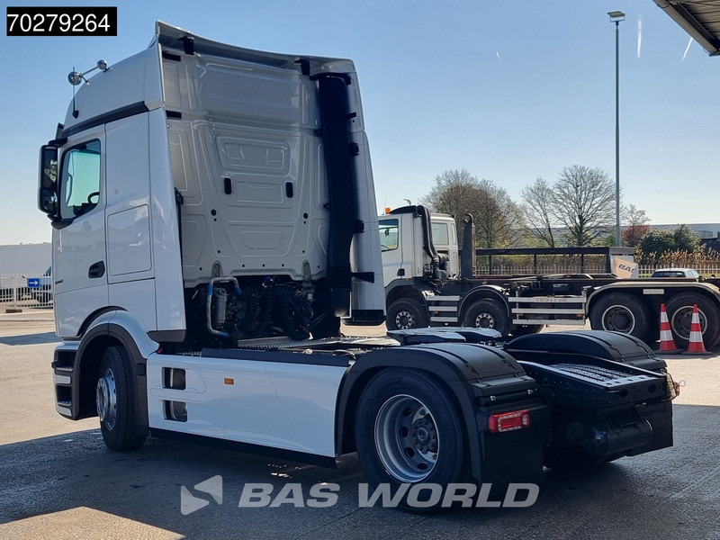 Mercedes-Benz Actros 1848 Actros 4X2 NEW! ProCabin-Big 2x Tanks Standklima Navi SmartTacho2 - Камион влекач: слика 2 Mercedes-Benz Actros 1848 Actros 4X2 NEW! ProCabin-Big 2x Tanks Standklima Navi SmartTacho2 - Камион влекач: слика 2