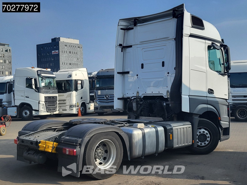 Mercedes-Benz Actros 1851 Actros 4X2 BigSpace 2x Tanks - Камион влекач: слика 5 Mercedes-Benz Actros 1851 Actros 4X2 BigSpace 2x Tanks - Камион влекач: слика 5