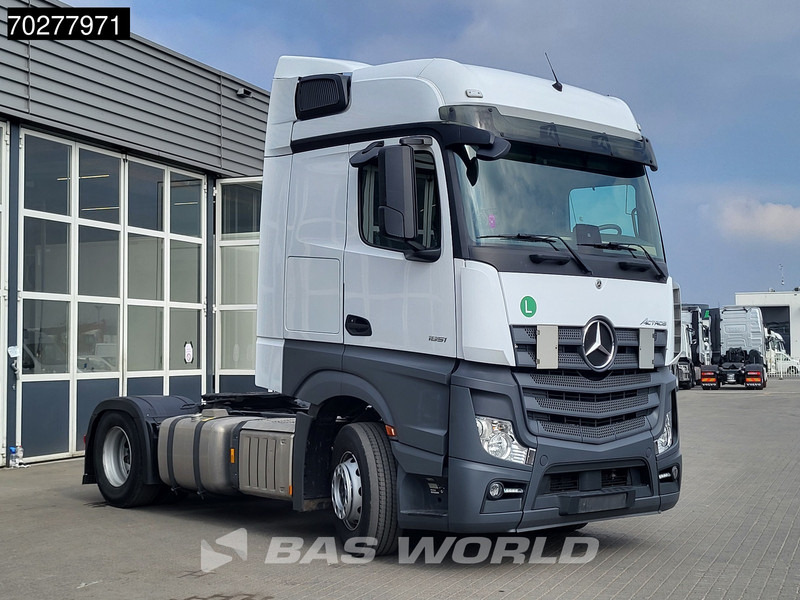 Mercedes-Benz Actros 1851 Actros 4X2 BigSpace 2x Tanks - Камион влекач: слика 3 Mercedes-Benz Actros 1851 Actros 4X2 BigSpace 2x Tanks - Камион влекач: слика 3