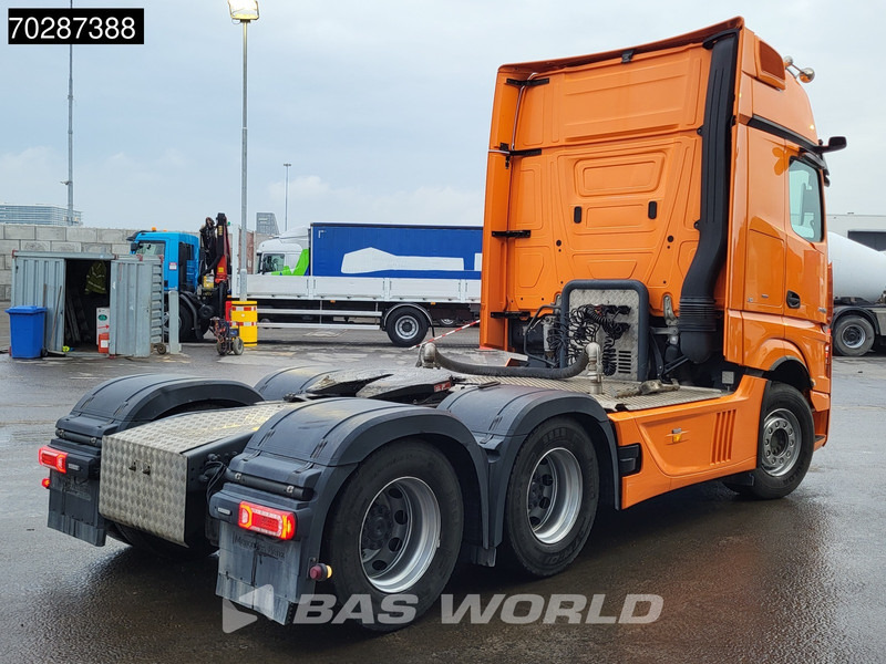 Mercedes-Benz Actros 2663 Actros 6X4 GigaSpace Retarder Full-Air Leder MirrorCam DynamicSteering Compressor Xenon Navi ACC Euro 6 - Камион влекач: слика 5 Mercedes-Benz Actros 2663 Actros 6X4 GigaSpace Retarder Full-Air Leder MirrorCam DynamicSteering Compressor Xenon Navi ACC Euro 6 - Камион влекач: слика 5