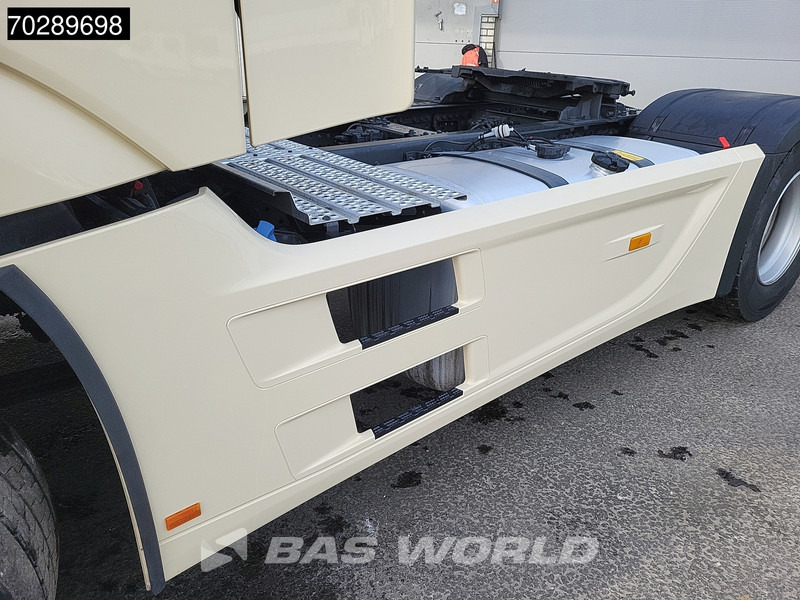 Камион влекач Mercedes-Benz Actros L 1848 4X2 BigSpace Retarder Standklima PPC Navi ACC LED: слика 13