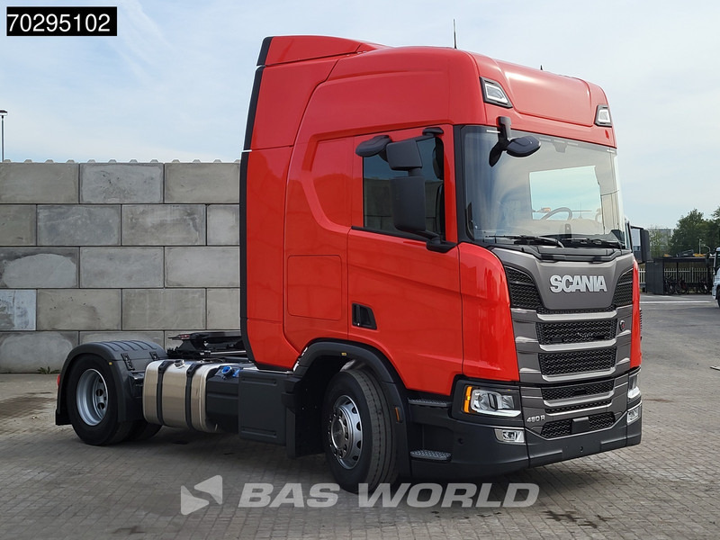 Scania R460 4X2 NEW! Retarder 2xTanks ACC LED Euro 6 - Камион влекач: слика 3 Scania R460 4X2 NEW! Retarder 2xTanks ACC LED Euro 6 - Камион влекач: слика 3