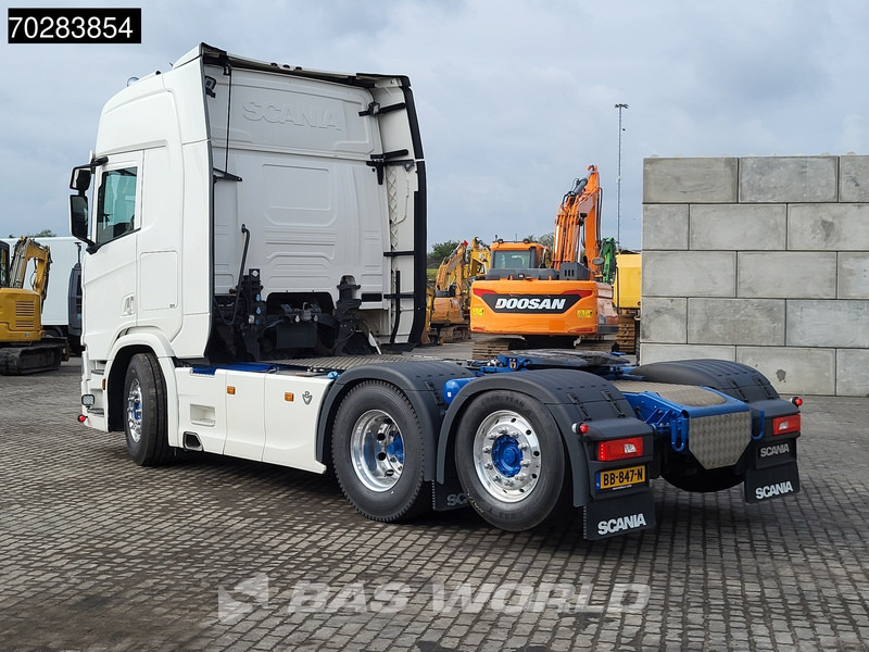 Scania R580 6X2 New-APK! Retarder Liftachse ACC LED Navi Euro 6 - Камион влекач: слика 2 Scania R580 6X2 New-APK! Retarder Liftachse ACC LED Navi Euro 6 - Камион влекач: слика 2