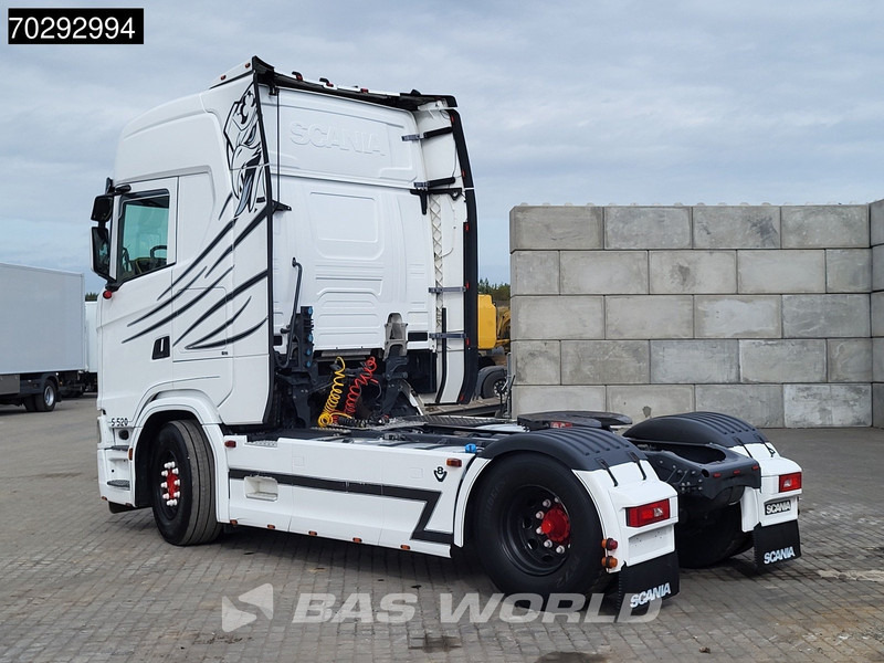 Scania S520 S 4X2 Retarder Full-Air 2x Tanks Leder Standklima Navi ACC LED Euro 6 - Камион влекач: слика 2 Scania S520 S 4X2 Retarder Full-Air 2x Tanks Leder Standklima Navi ACC LED Euro 6 - Камион влекач: слика 2