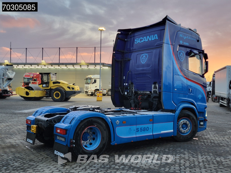 Scania S580 S 4X2 Full-Air Retarder 2xTanks Standklima Leder - Камион влекач: слика 5 Scania S580 S 4X2 Full-Air Retarder 2xTanks Standklima Leder - Камион влекач: слика 5