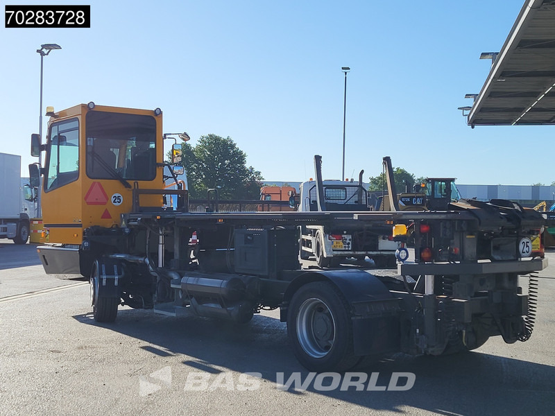 Terberg BC182 4X2 Low hours! Big-Axle Full-Air Drumbrakes Euro 3 - Камион влекач: слика 2 Terberg BC182 4X2 Low hours! Big-Axle Full-Air Drumbrakes Euro 3 - Камион влекач: слика 2