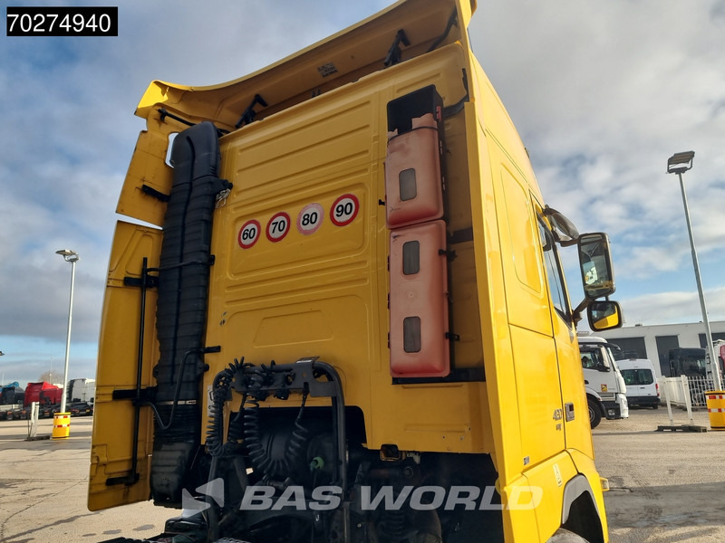 Камион влекач Volvo FH 420 898 4X2 2xTanks Xenon Euro 5: слика 13