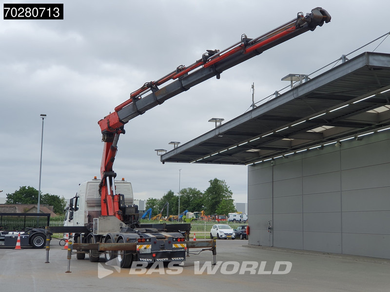 Volvo FH 460 FH 8X4 Manual Fassi F900A XP.27 Crane+Winch Big-Axle Lenkachse Kran Euro 3 - Камион влекач: слика 2 Volvo FH 460 FH 8X4 Manual Fassi F900A XP.27 Crane+Winch Big-Axle Lenkachse Kran Euro 3 - Камион влекач: слика 2