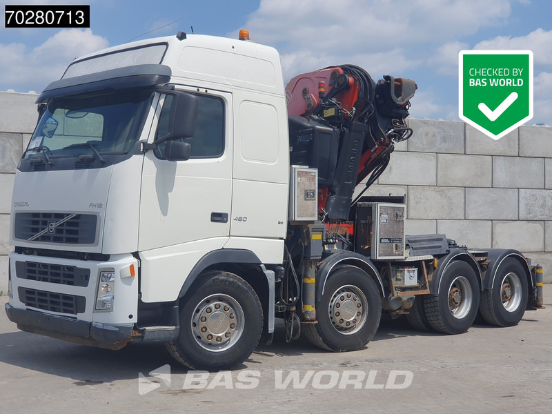 Volvo FH 460 FH 8X4 Manual Fassi F900A XP.27 Crane+Winch Big-Axle Lenkachse Kran Euro 3 - Камион влекач: слика 1 Volvo FH 460 FH 8X4 Manual Fassi F900A XP.27 Crane+Winch Big-Axle Lenkachse Kran Euro 3 - Камион влекач: слика 1