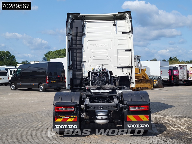 Volvo FH 500 4X2 2xTanks VEB+ I-Park Cool ACC Navi Euro 6 - Камион влекач: слика 3 Volvo FH 500 4X2 2xTanks VEB+ I-Park Cool ACC Navi Euro 6 - Камион влекач: слика 3
