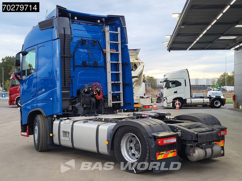 Volvo FH 500 4X2 Retarder I-ParkCool Full-Air Globetrotter - Камион влекач: слика 2 Volvo FH 500 4X2 Retarder I-ParkCool Full-Air Globetrotter - Камион влекач: слика 2