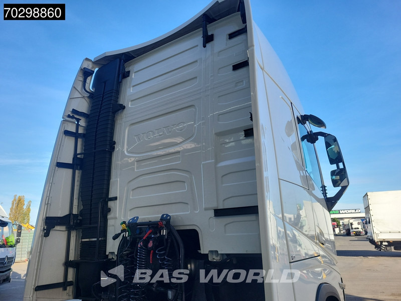 Volvo FH 500 4X2 XL Retarder VEB+ TC I-ParkCool 2x Tanks - Камион влекач: слика 5 Volvo FH 500 4X2 XL Retarder VEB+ TC I-ParkCool 2x Tanks - Камион влекач: слика 5