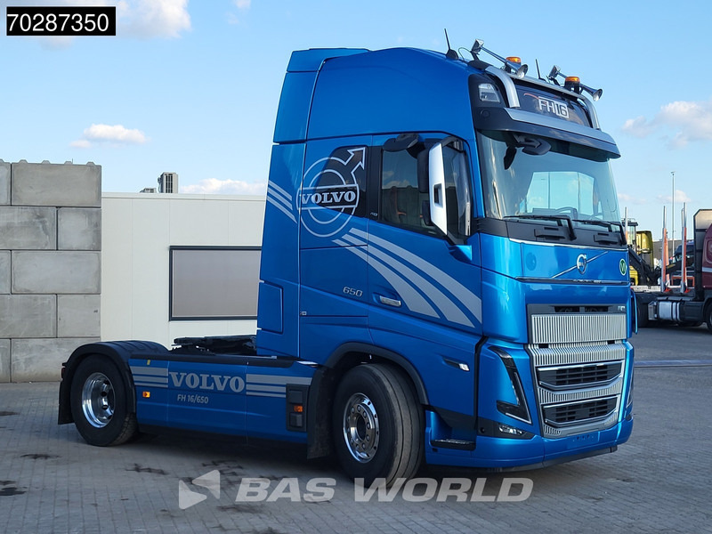 Камион влекач Volvo FH16 650 4X2 XL Retarder Full-Air VDS I-ParkCool Leather Alcoa's: слика 13