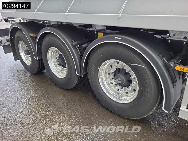 Нов Полуприколка цистерна Kässbohrer STB 3 axles Gülle Waste Liftachse: слика 12