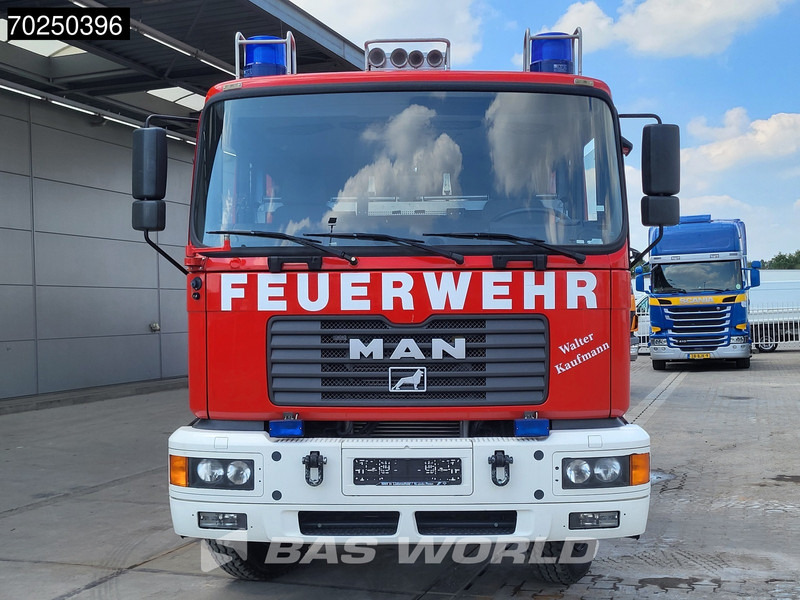 MAN TGA 14.284 4X4 4x4 Manual Schlingmann LF16/12 pump Feuerwehr Steelsuspension Euro 2 - Противпожарен камион: слика 3 MAN TGA 14.284 4X4 4x4 Manual Schlingmann LF16/12 pump Feuerwehr Steelsuspension Euro 2 - Противпожарен камион: слика 3