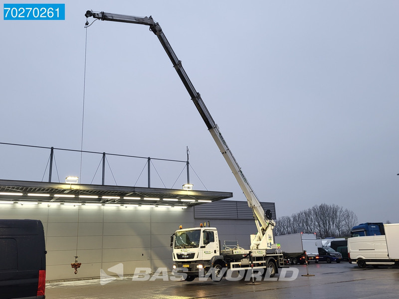 MAN TGM 18.250 4X2 44mtrs Böcker AK44/4000 Hubarbeitsbühne Manual Euro 6 - Камион со кран: слика 3 MAN TGM 18.250 4X2 44mtrs Böcker AK44/4000 Hubarbeitsbühne Manual Euro 6 - Камион со кран: слика 3