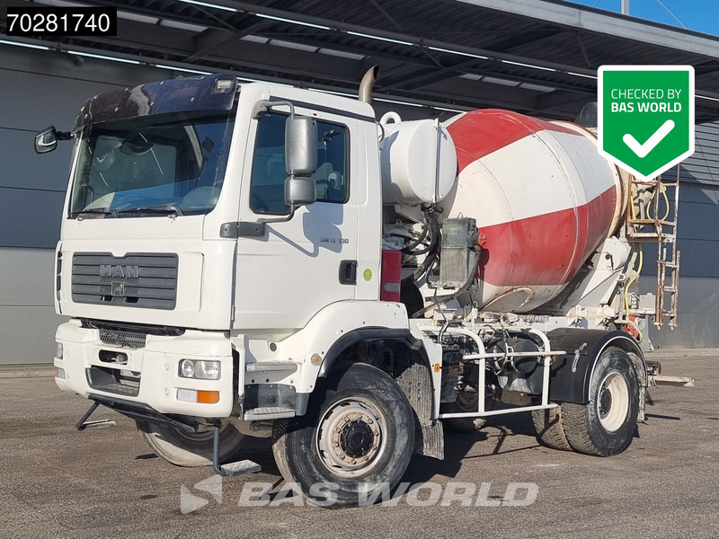 MAN TGM 18.330 4X4 4x4 Manual Big-Axle Schwing stetter Mixer Euro 4 - Камион миксер за бетон: слика 1 MAN TGM 18.330 4X4 4x4 Manual Big-Axle Schwing stetter Mixer Euro 4 - Камион миксер за бетон: слика 1