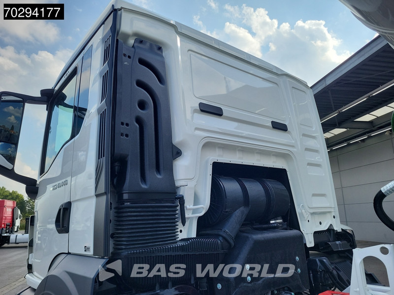 MAN TGS 41.440 8X4 NEW! 12m3 Stetter Mixer Big-Axle Steelsuspension Automatic Euro 6 - Камион миксер за бетон: слика 5 MAN TGS 41.440 8X4 NEW! 12m3 Stetter Mixer Big-Axle Steelsuspension Automatic Euro 6 - Камион миксер за бетон: слика 5