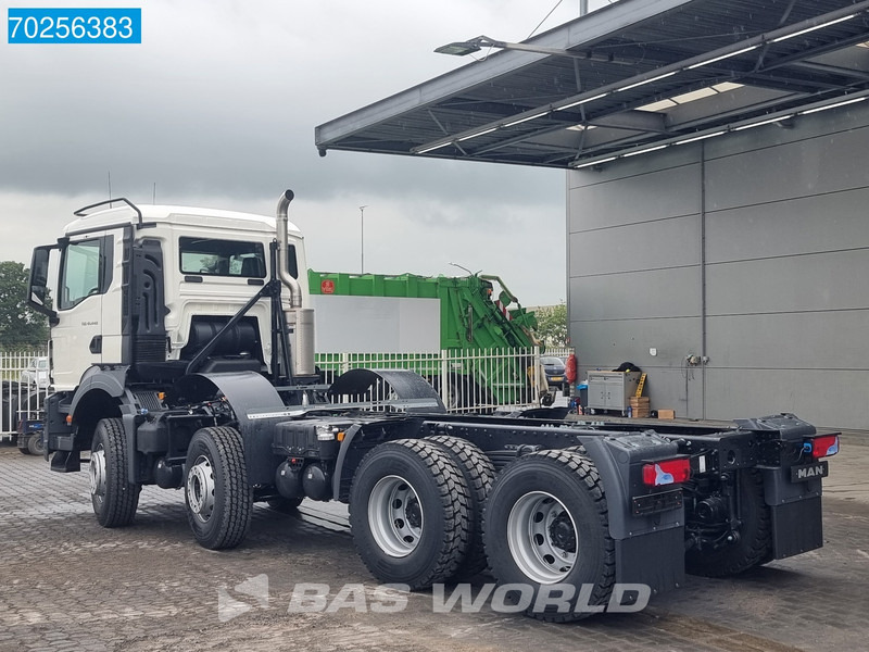 MAN TGS 41.440 8X4 NEW chassis Steelsuspension Automatic Euro 6 - Камион со кабинска шасија: слика 2 MAN TGS 41.440 8X4 NEW chassis Steelsuspension Automatic Euro 6 - Камион со кабинска шасија: слика 2
