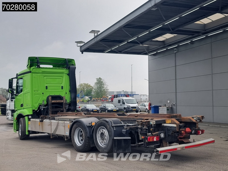 Mercedes-Benz Actros 2545 6X2 Hydraulic Liftable BDF system Lift+steering axle ADR Euro 6 - Транспортер на контејнер/ Камион со променливо тело: слика 2 Mercedes-Benz Actros 2545 6X2 Hydraulic Liftable BDF system Lift+steering axle ADR Euro 6 - Транспортер на контејнер/ Камион со променливо тело: слика 2