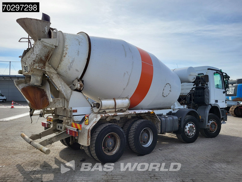 Mercedes-Benz Actros 3236 8X4 9m3 Liebherr 3-Pedals Steelsuspension Big-Axle Euro 3 - Камион миксер за бетон: слика 5 Mercedes-Benz Actros 3236 8X4 9m3 Liebherr 3-Pedals Steelsuspension Big-Axle Euro 3 - Камион миксер за бетон: слика 5